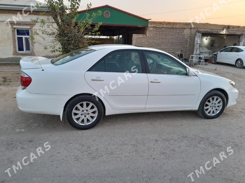 Toyota Camry 2004 - 169 000 TMT - Ёлётен - img 4