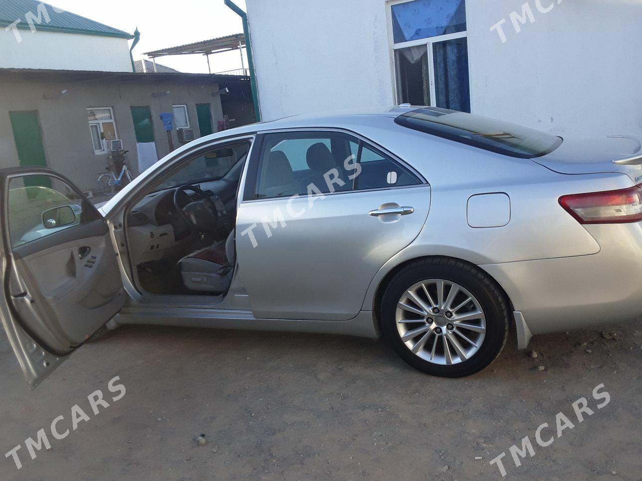 Toyota Camry 2010 - 155 000 TMT - Änew - img 2