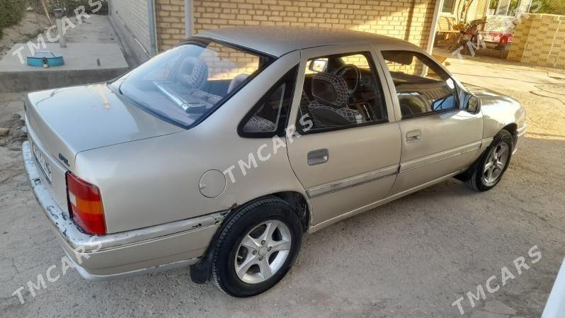 Opel Vectra 1990 - 27 000 TMT - Murgap - img 2