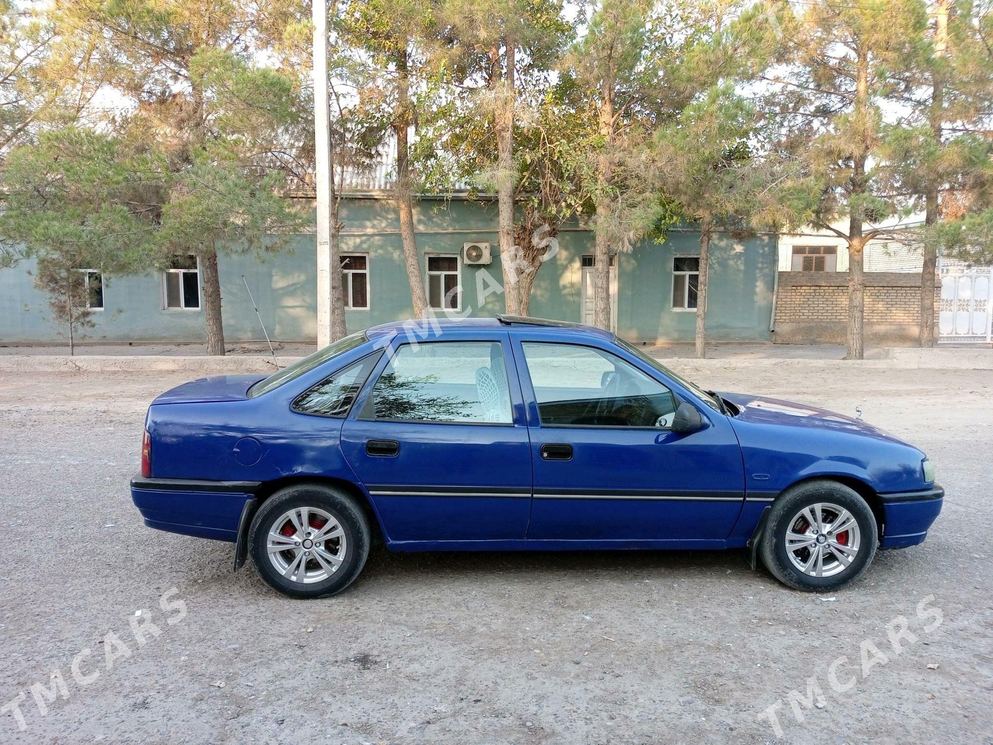 Opel Vectra 1992 - 18 000 TMT - Мары - img 10