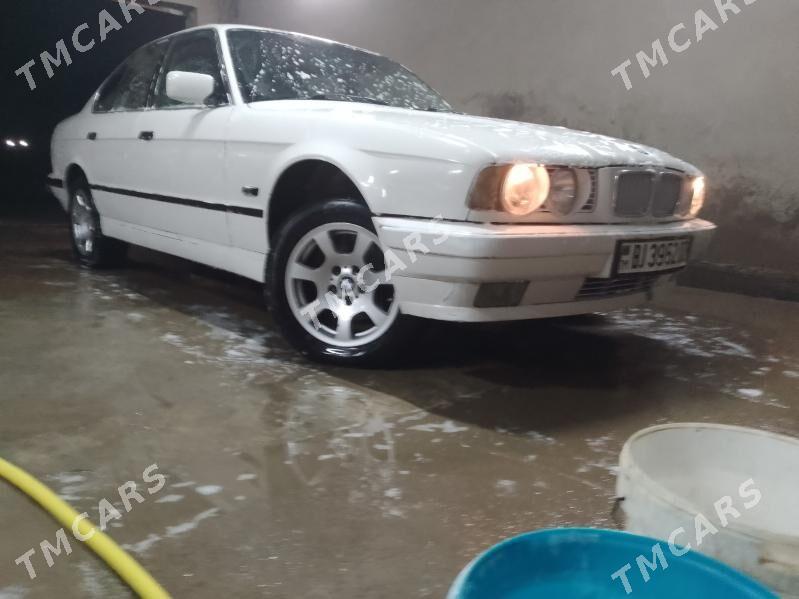 BMW 535 1995 - 50 000 TMT - Гурбансолтан Едже - img 2