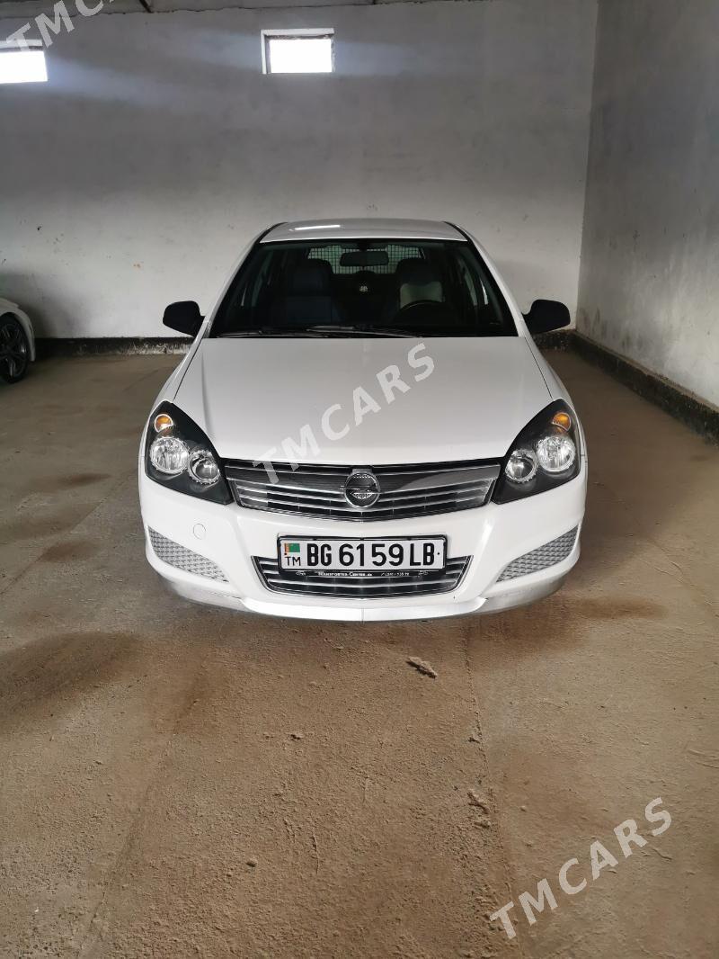 Opel Astra 2010 - 110 000 TMT - Туркменабат - img 2