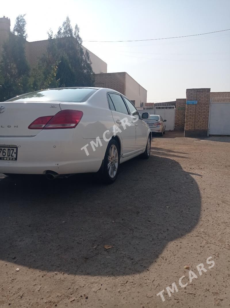 Toyota Avalon 2006 - 147 000 TMT - Дашогуз - img 4