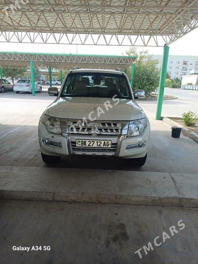 Mitsubishi Pajero 2009 - 220 000 TMT - Aşgabat - img 4