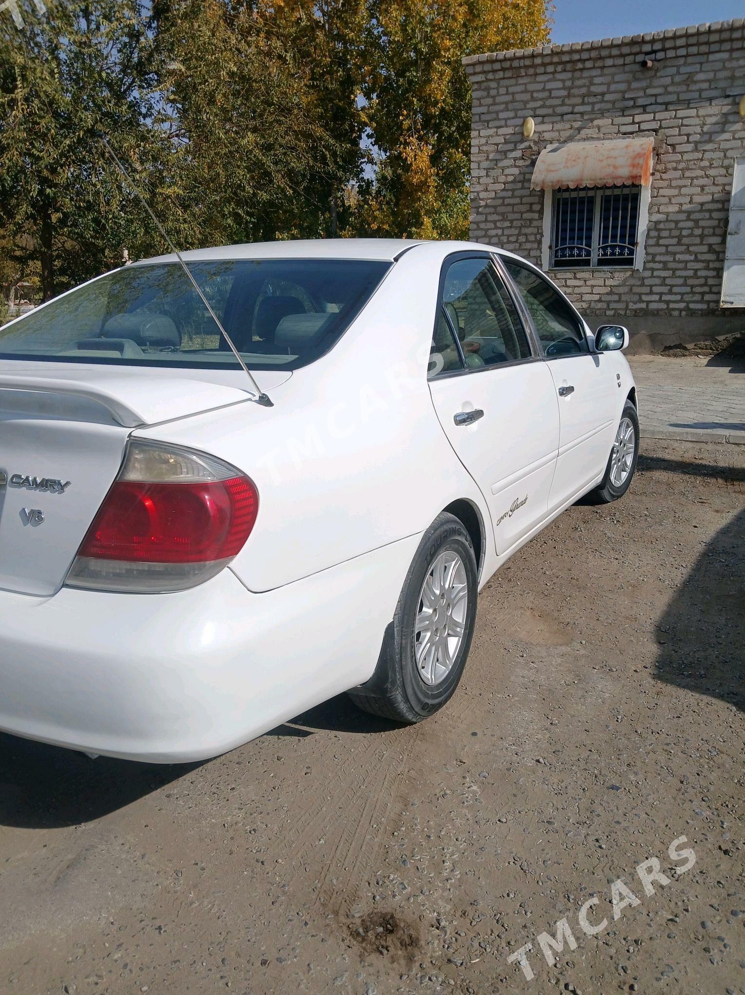 Toyota Camry 2002 - 110 000 TMT - Газаджак - img 5