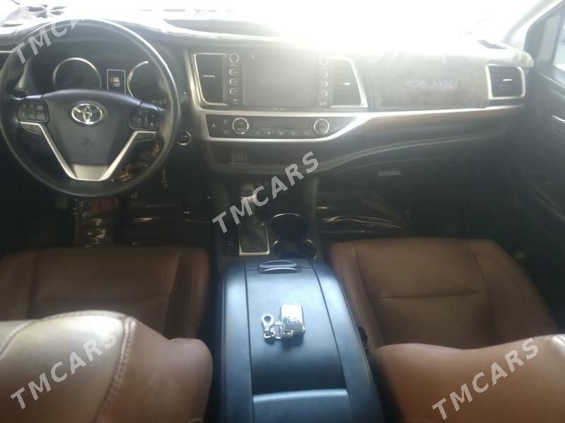 Toyota Highlander 2018 - 490 000 TMT - Ашхабад - img 3