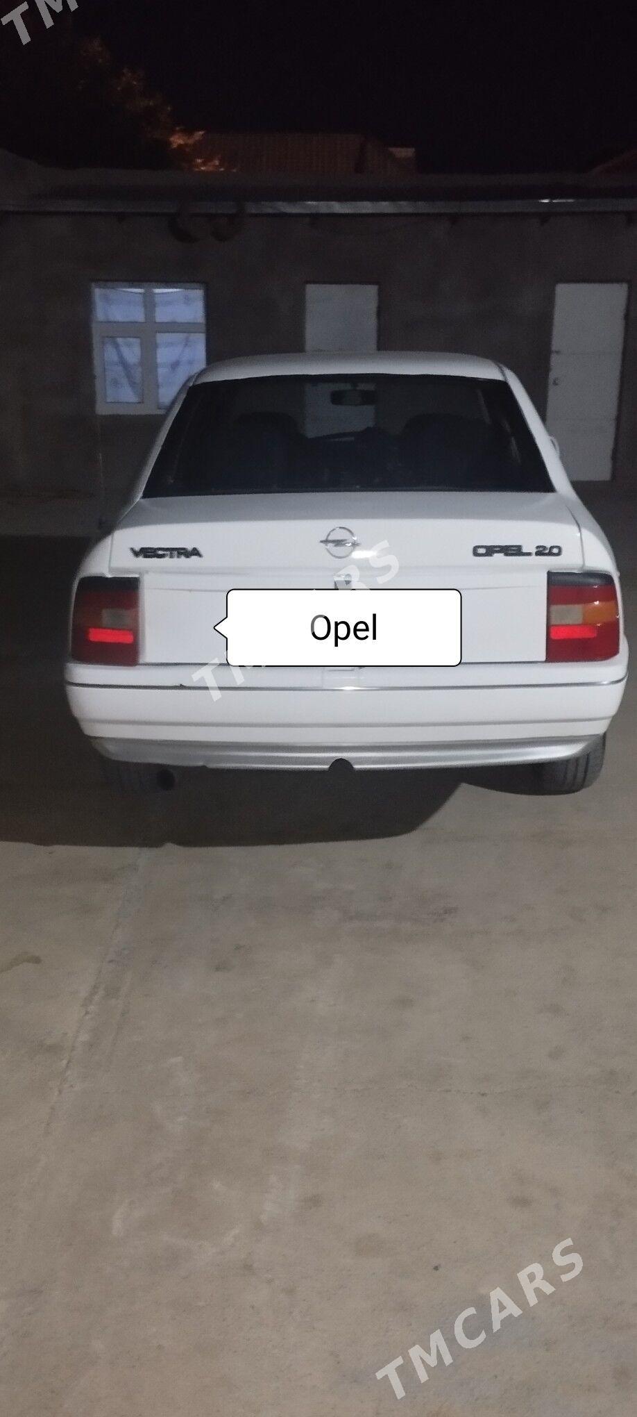 Opel Vectra 1990 - 36 000 TMT - Bäherden - img 2