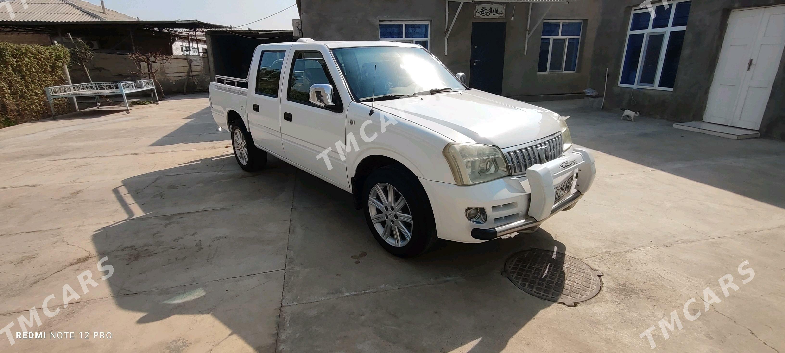 Toyota Hilux 2006 - 90 000 TMT - Bäherden - img 3