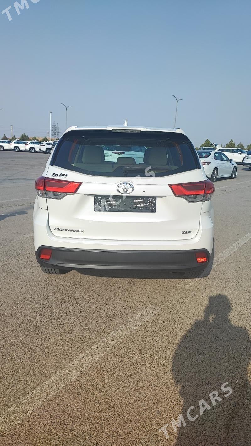 Toyota Highlander 2018 - 450 000 TMT - Aşgabat - img 6