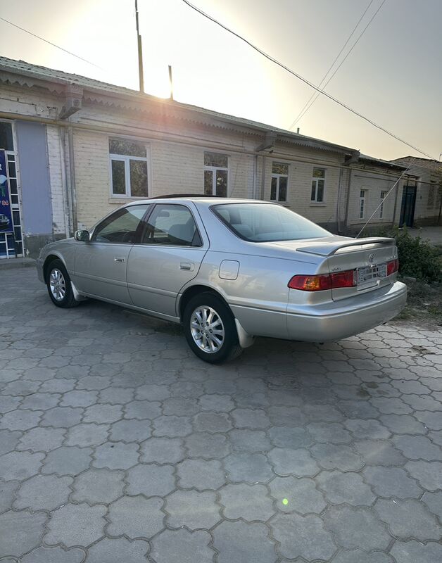 Toyota Camry 2001 - 150 000 TMT - Kerki - img 2