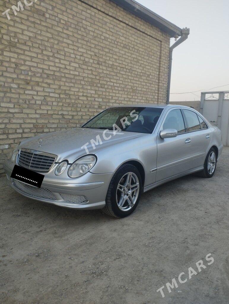 Mercedes-Benz W212 2003 - 100 000 TMT - Сакарчага - img 3