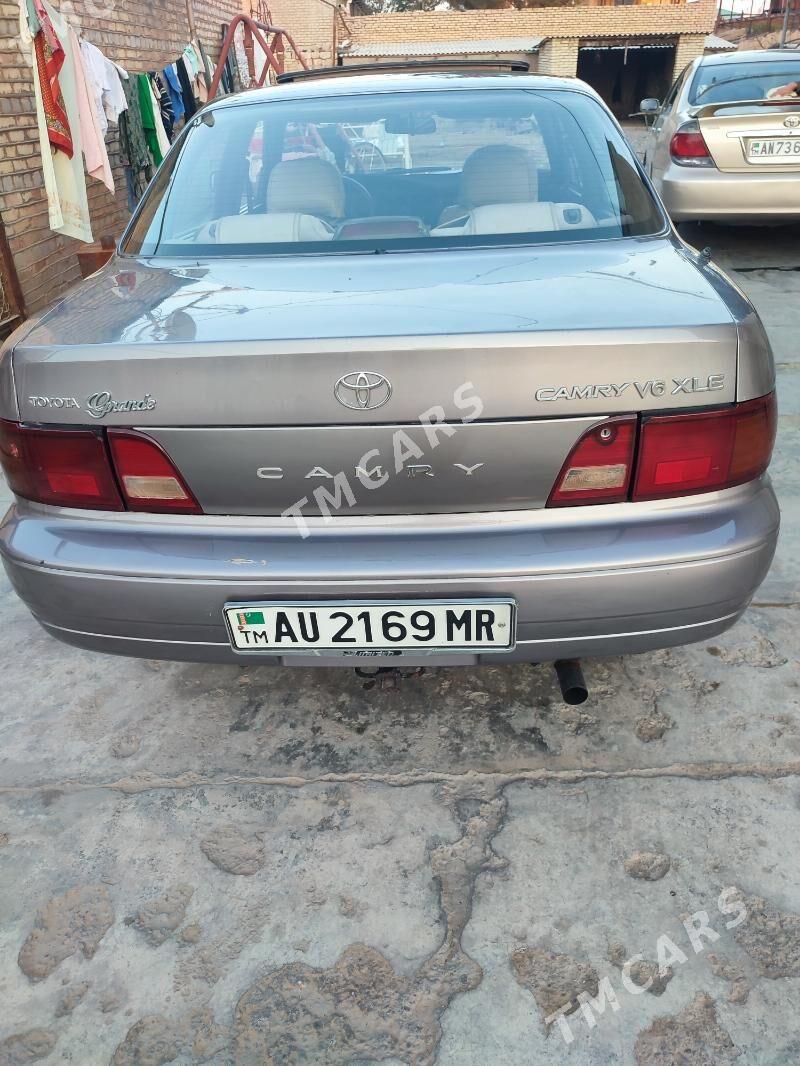 Toyota Camry 1996 - 82 000 TMT - Шатлык - img 8