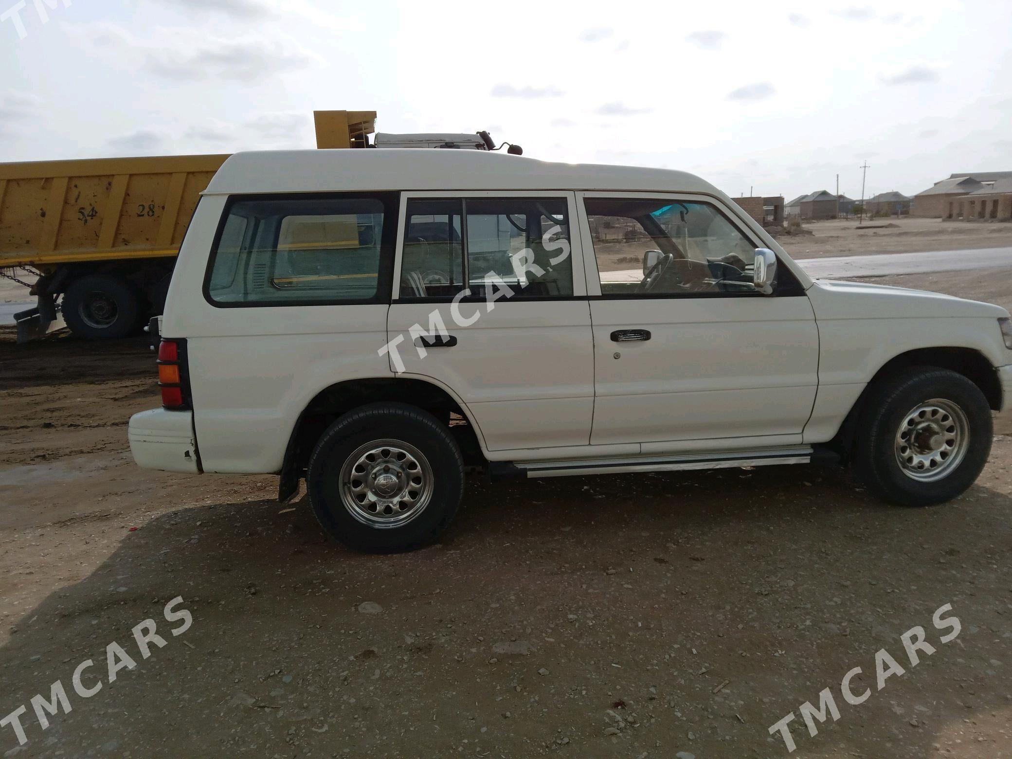 Mitsubishi Pajero 1996 - 45 000 TMT - Esenguly - img 4