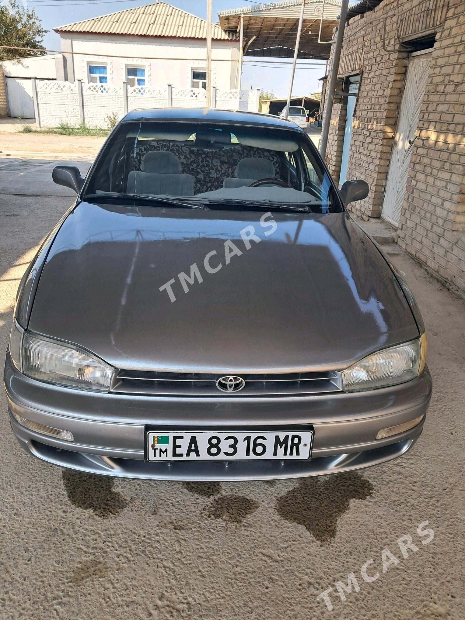 Toyota Camry 1993 - 72 000 TMT - Мары - img 5