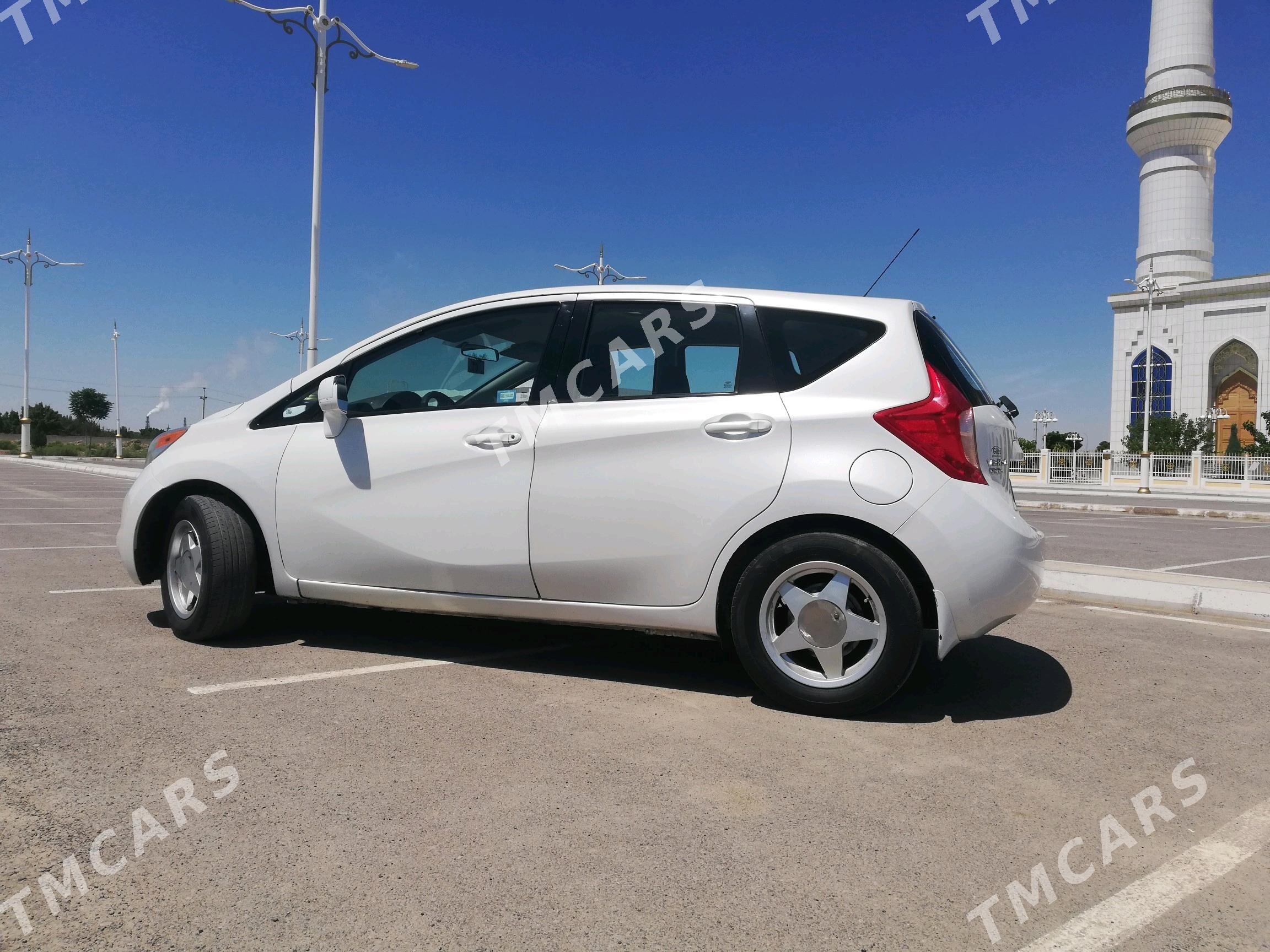 Nissan Versa Note 2013 - 105 000 TMT - Туркменабат - img 5