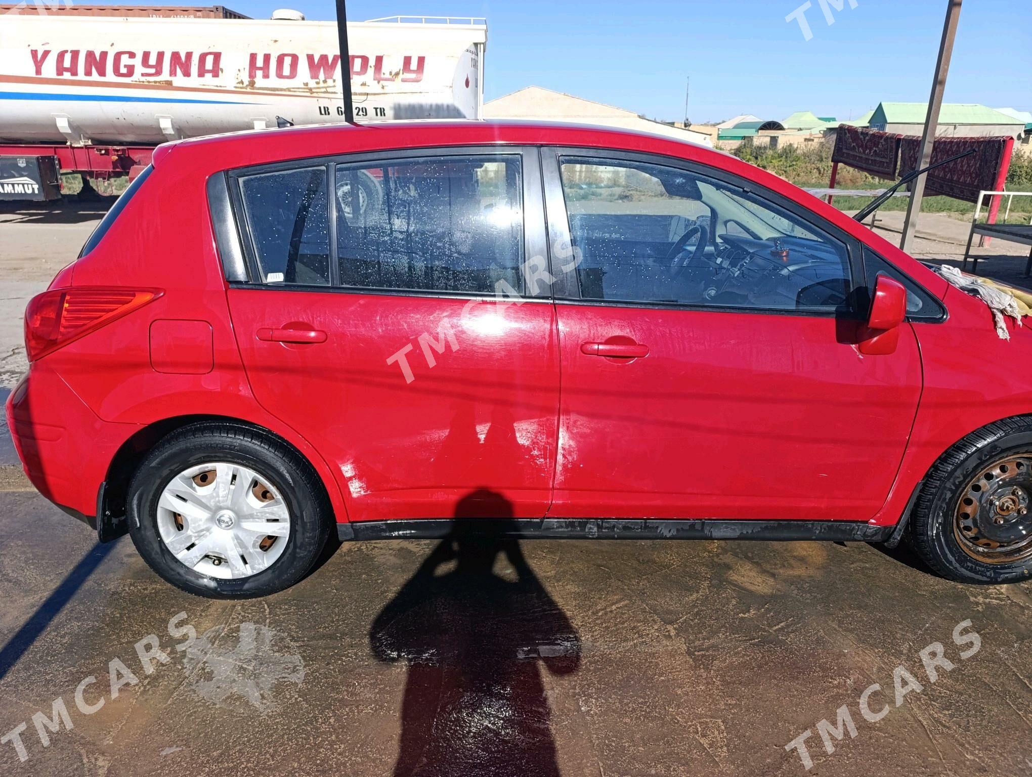 Nissan Versa 2010 - 70 000 TMT - Ходжамбаз - img 3