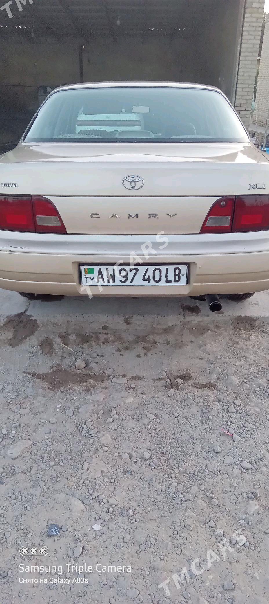 Toyota Camry 1997 - 68 000 TMT - Halaç - img 2