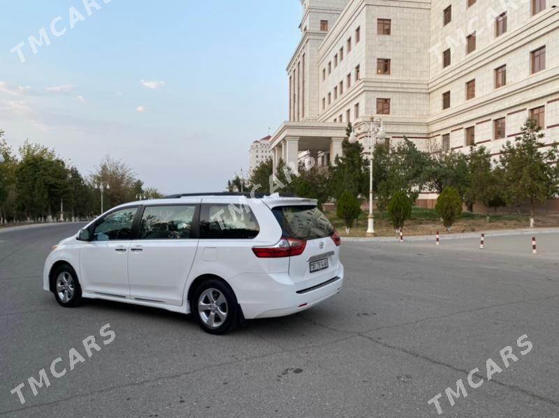 Toyota Sienna 2020 - 345 000 TMT - Aşgabat - img 6