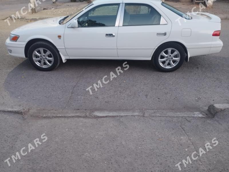 Toyota Camry 2001 - 125 000 TMT - Daşoguz - img 2