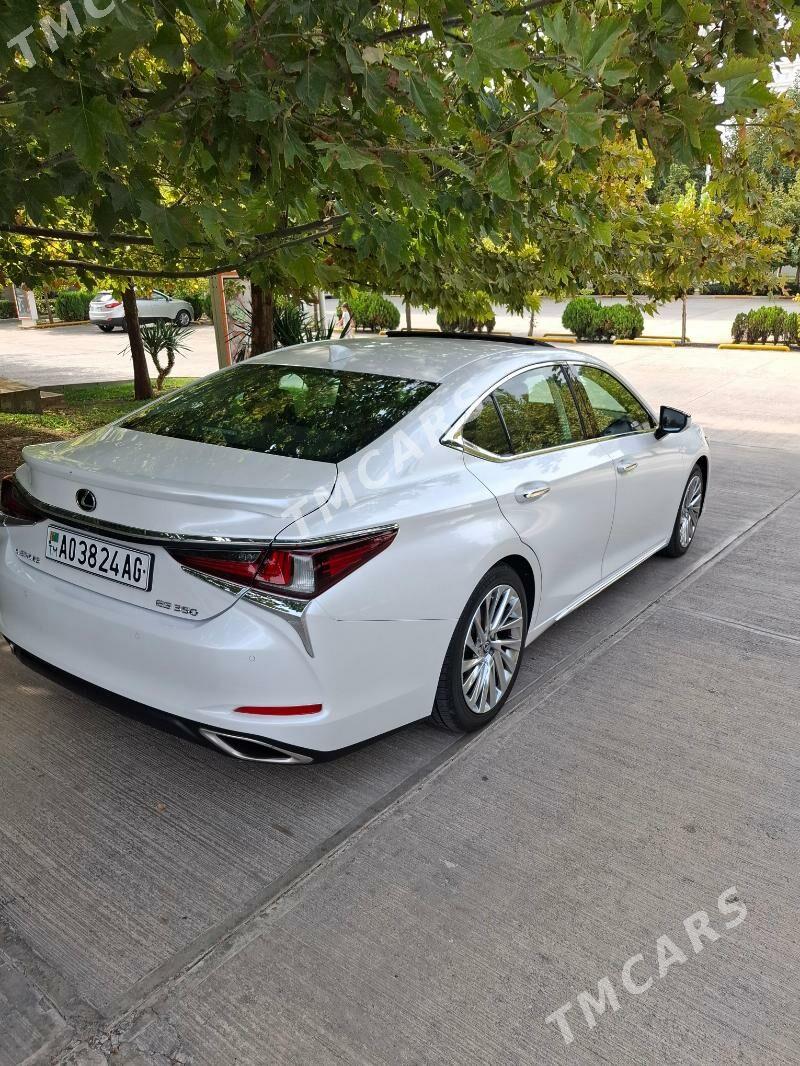 Lexus ES 350 2019 - 540 000 TMT - Мир 2 - img 7