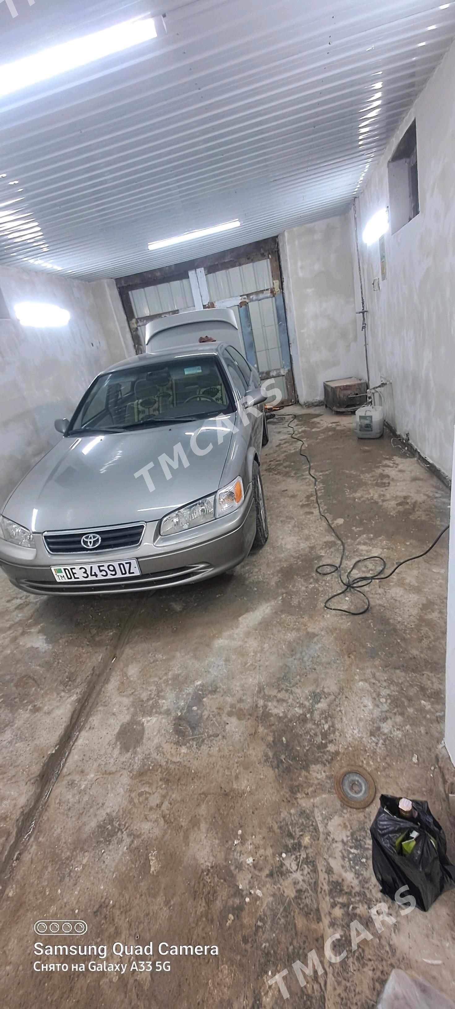 Toyota Camry 2000 - 133 000 TMT - Köneürgenç - img 8