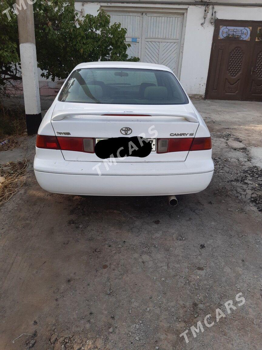 Toyota Camry 2000 - 105 000 TMT - Дашогуз - img 3