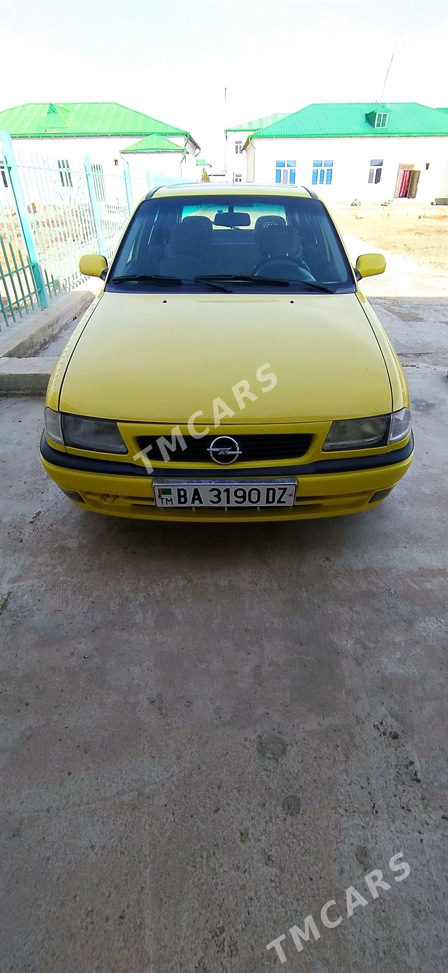 Opel Astra 1996 - 42 000 TMT - Дашогуз - img 8