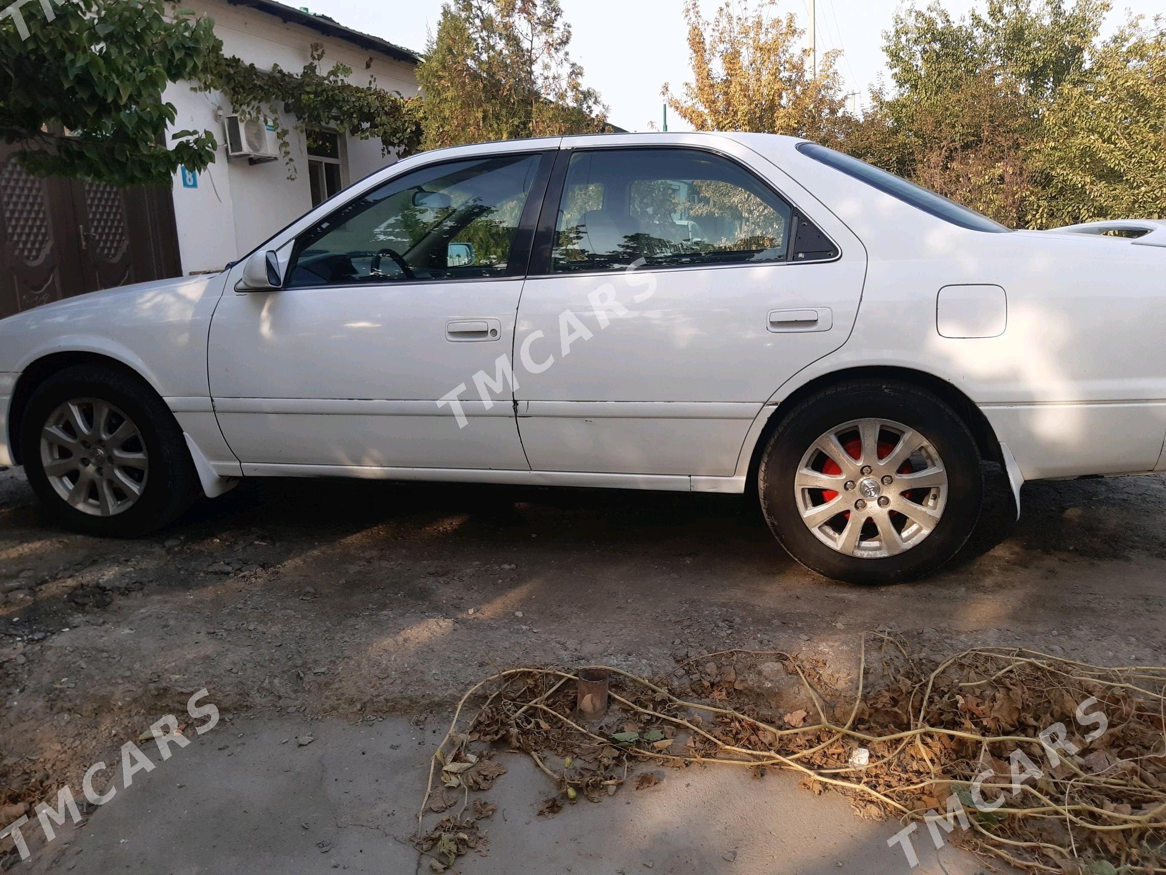 Toyota Camry 2000 - 105 000 TMT - Daşoguz - img 6