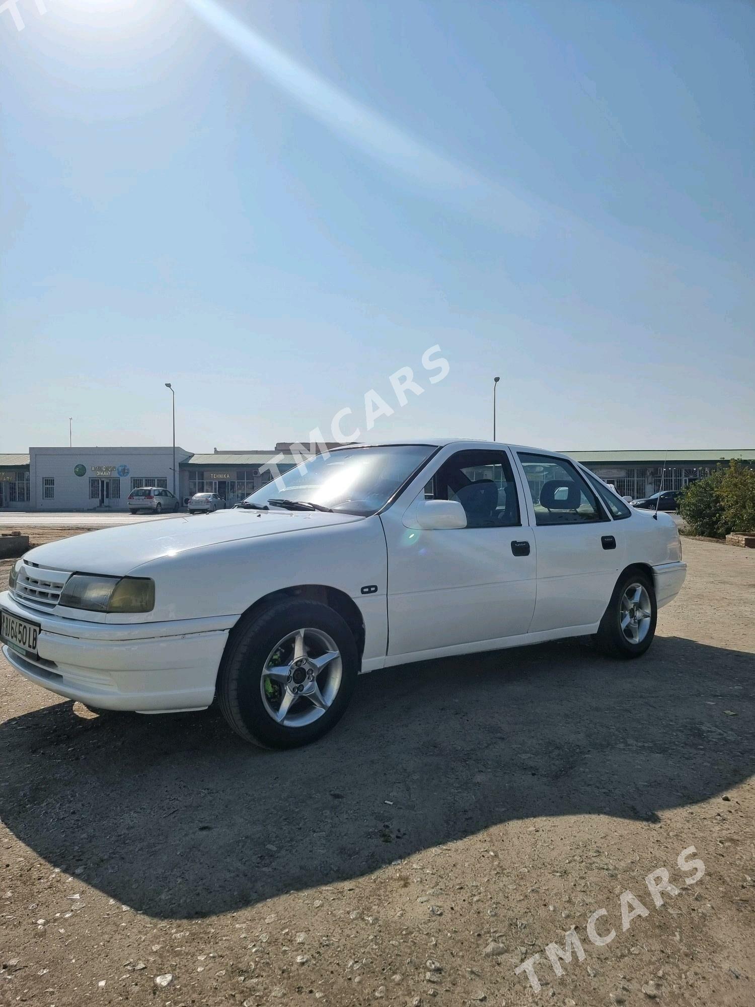 Opel Vectra 1992 - 26 000 TMT - Çärjew - img 7