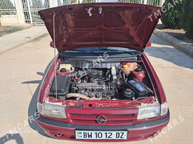 Opel Astra 1992 - 37 000 TMT - Дашогуз - img 9