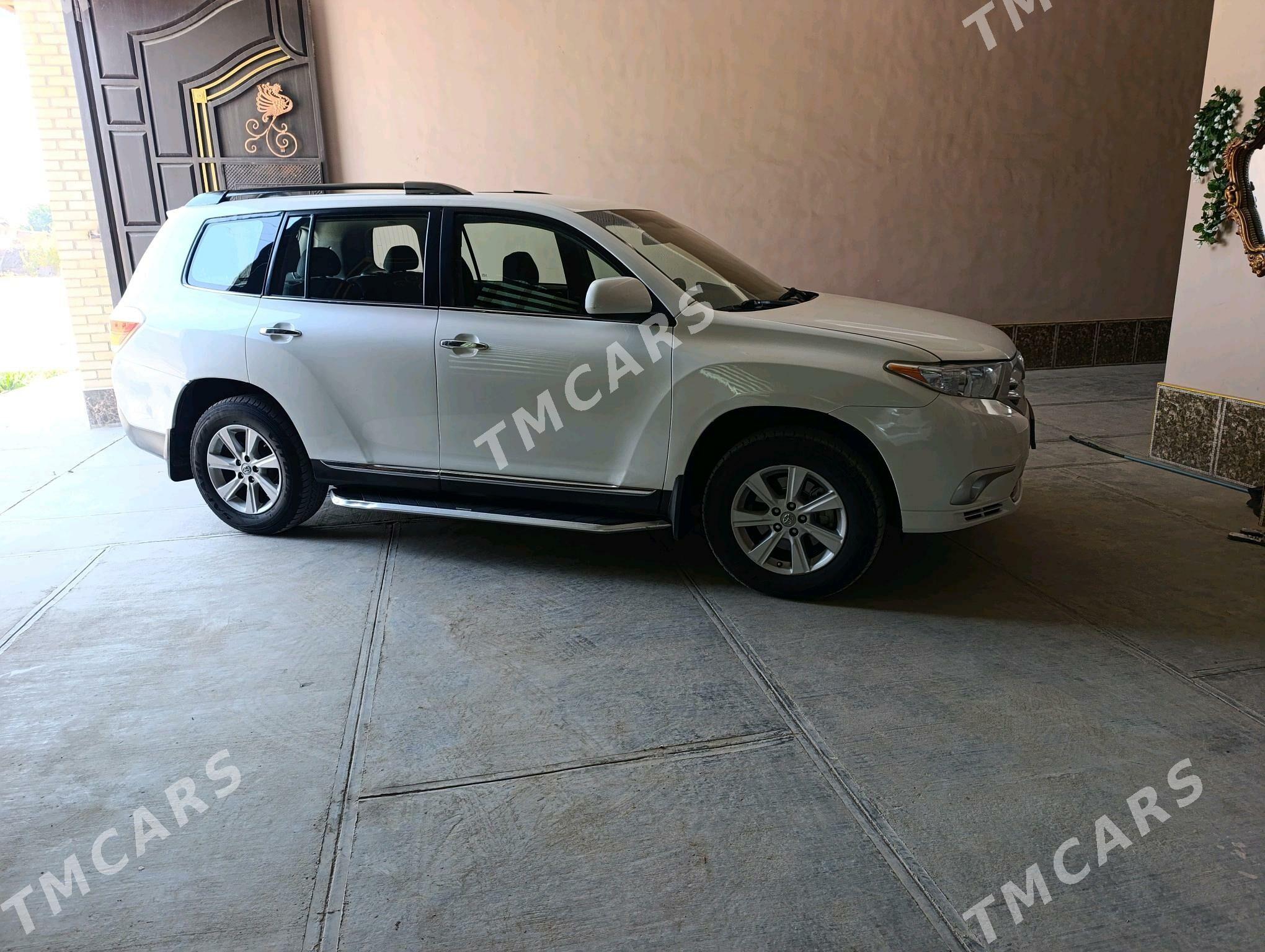 Toyota Highlander 2011 - 270 000 TMT - Türkmenabat - img 2