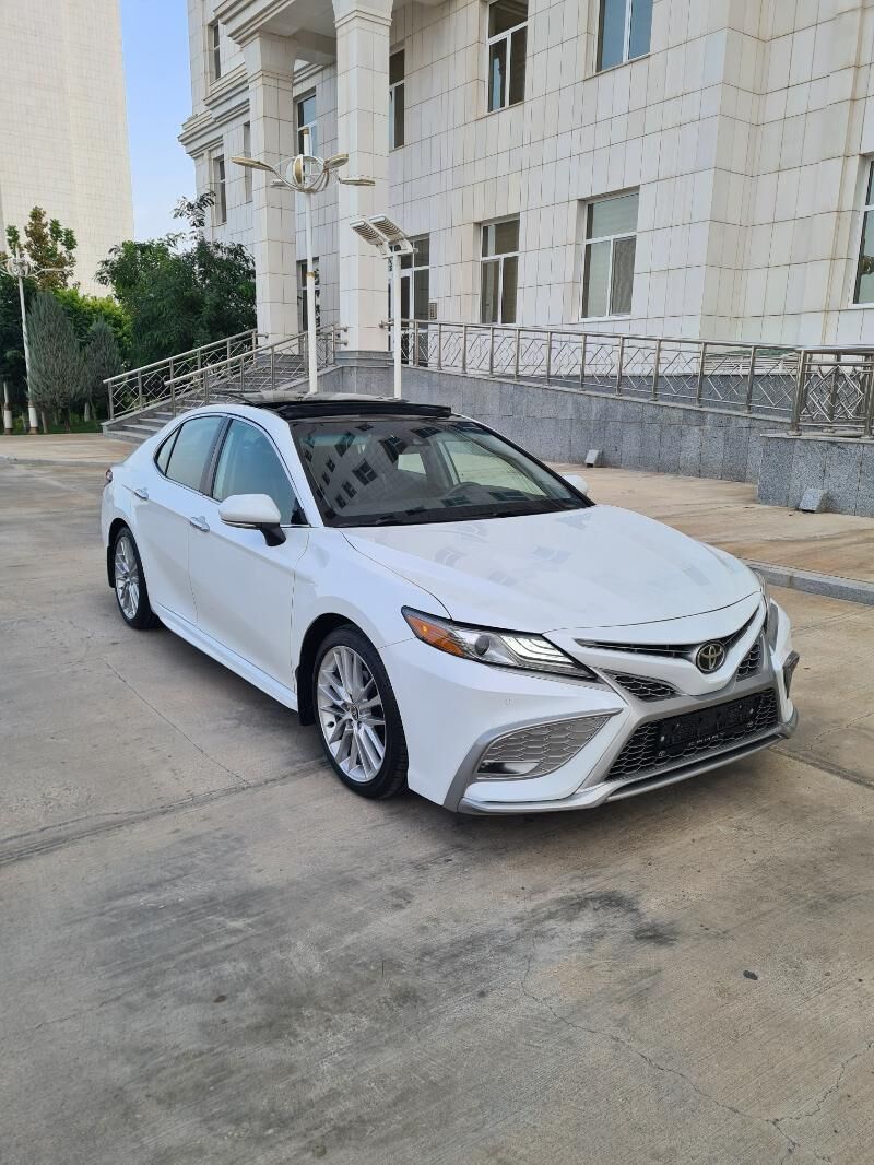 Toyota Camry 2018 - 345 000 TMT - Ашхабад - img 3