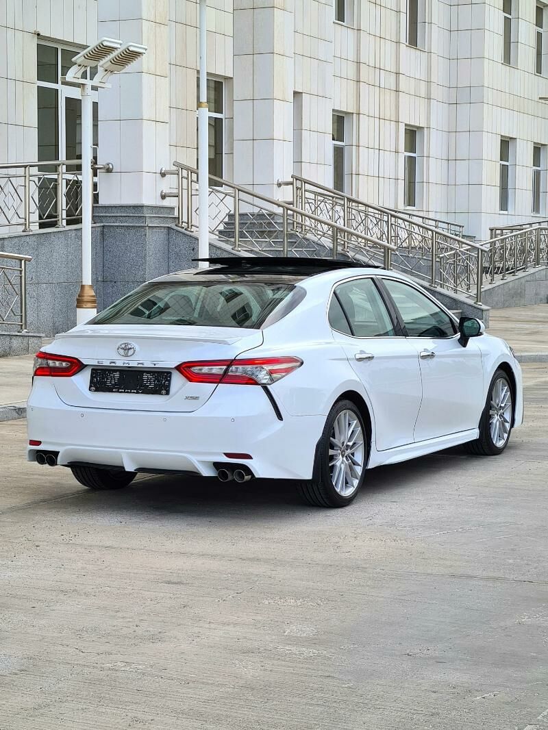 Toyota Camry 2018 - 345 000 TMT - Aşgabat - img 5