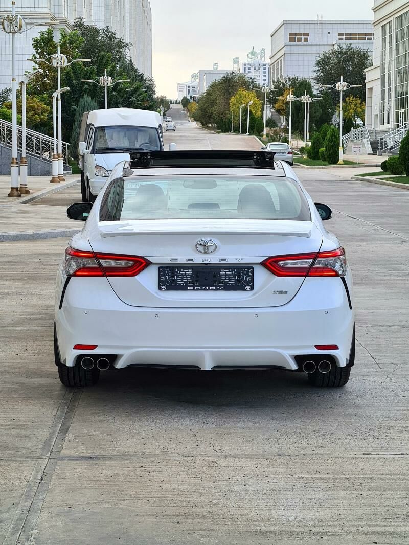 Toyota Camry 2018 - 345 000 TMT - Aşgabat - img 4