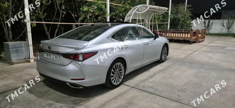 Lexus ES 350 2020 - 670 000 TMT - 30 мкр - img 3