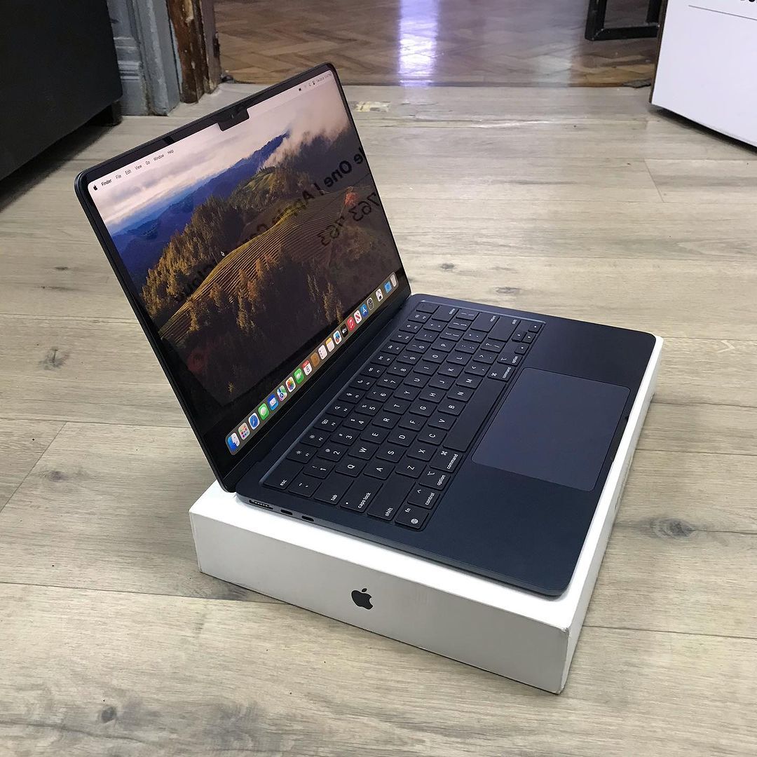 Apple MacBook Air 13/M3/RAM 8G - Ашхабад - img 4