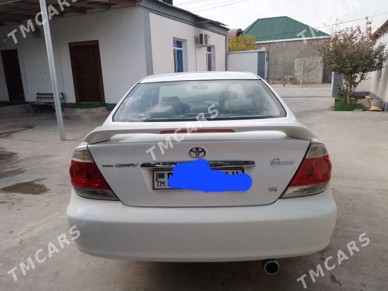 Toyota Camry 2003 - 160 000 TMT - Ак-Бугдайский этрап - img 6