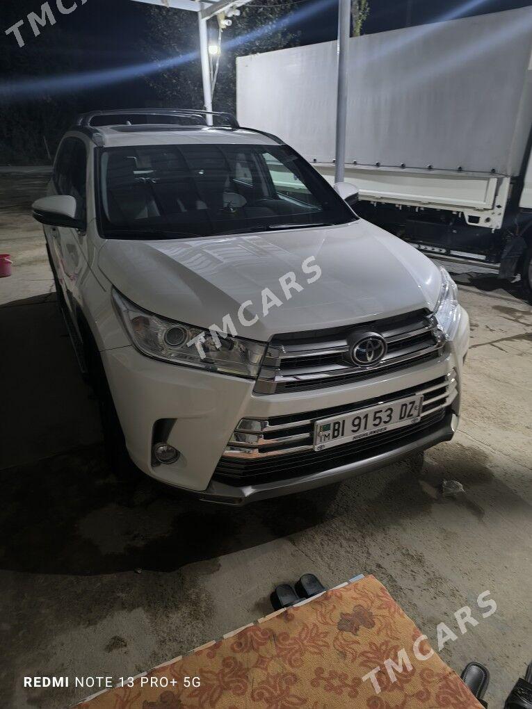 Toyota Highlander 2019 - 500 000 TMT - Кёнеургенч - img 2