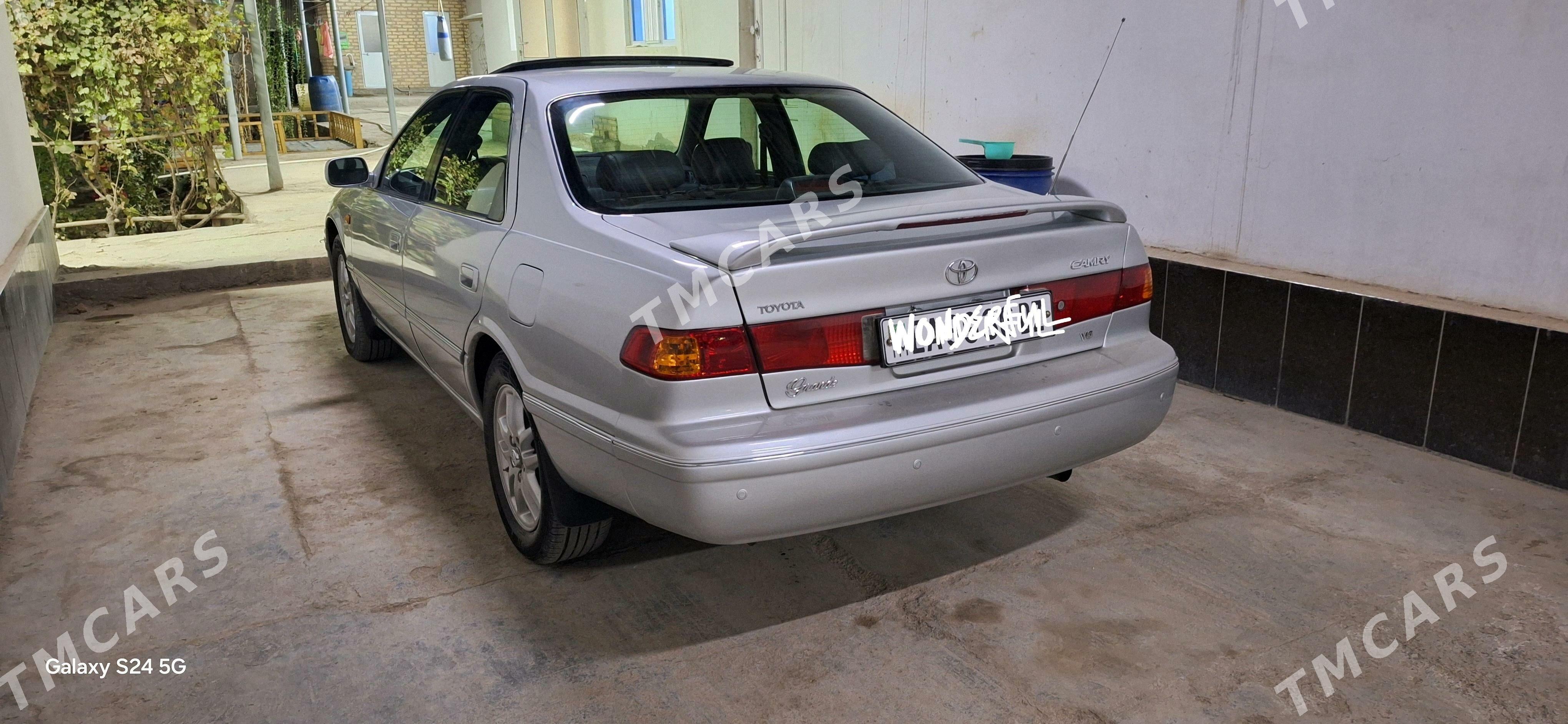 Toyota Camry 2000 - 140 000 TMT - Кёнеургенч - img 5