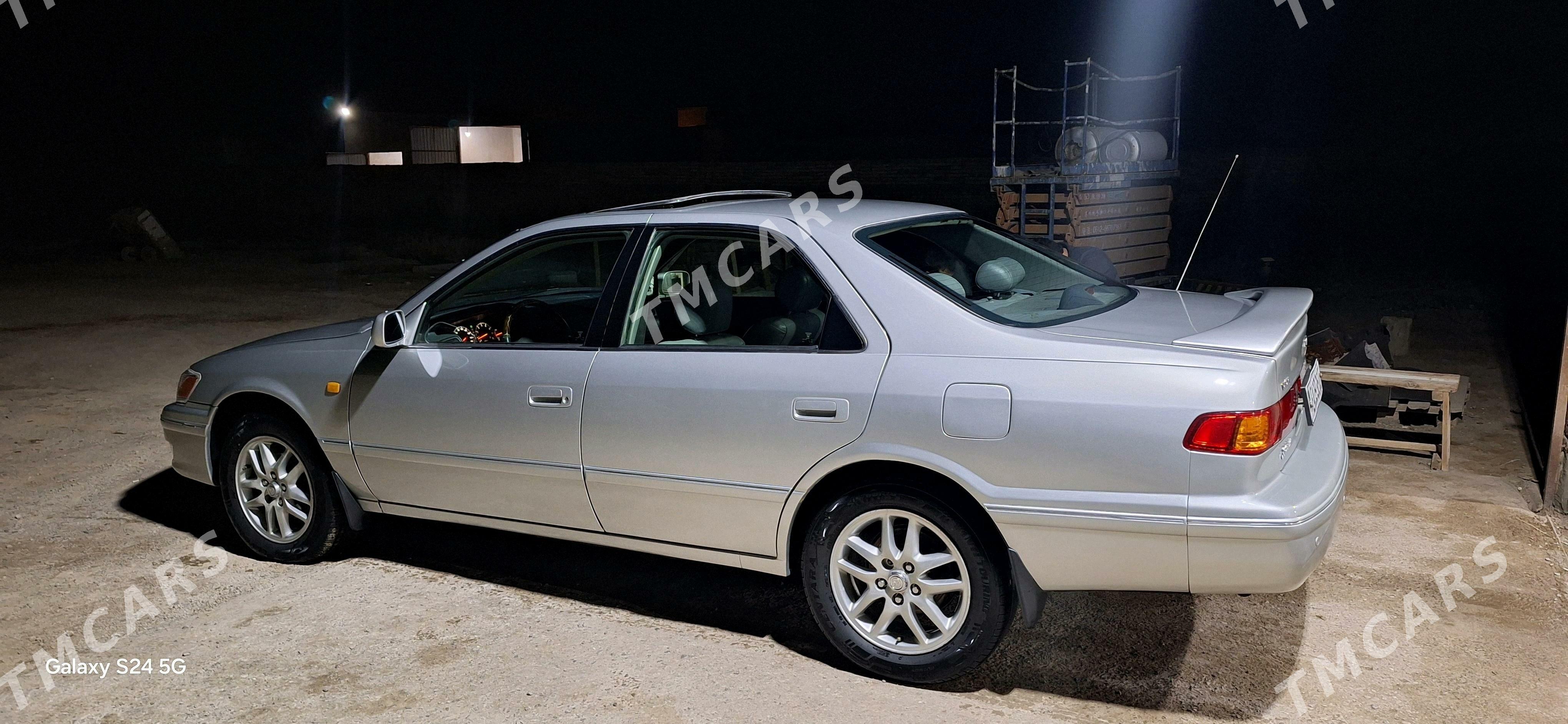 Toyota Camry 2000 - 140 000 TMT - Köneürgenç - img 6