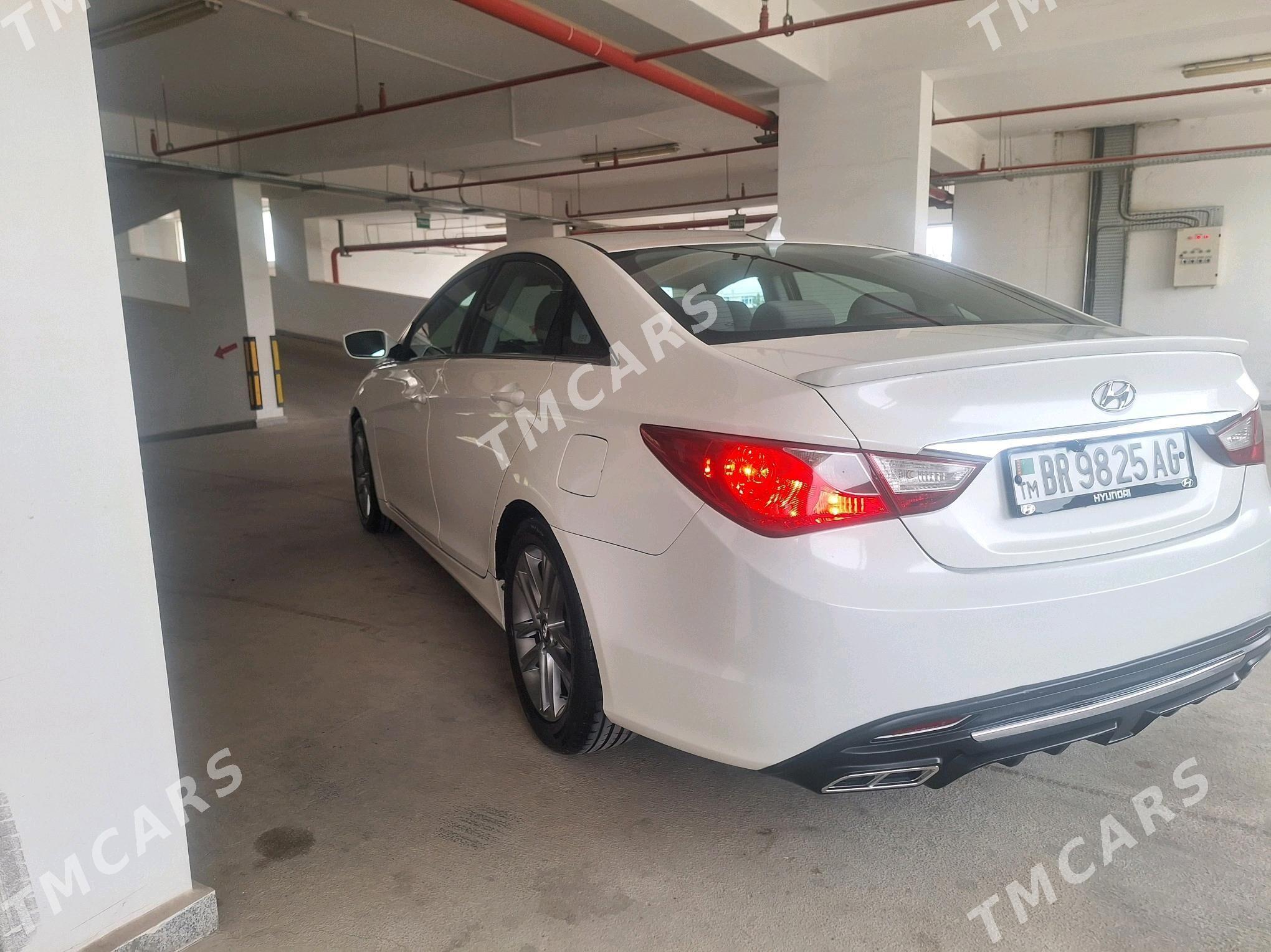 Hyundai Sonata 2011 - 145 000 TMT - Ашхабад - img 4