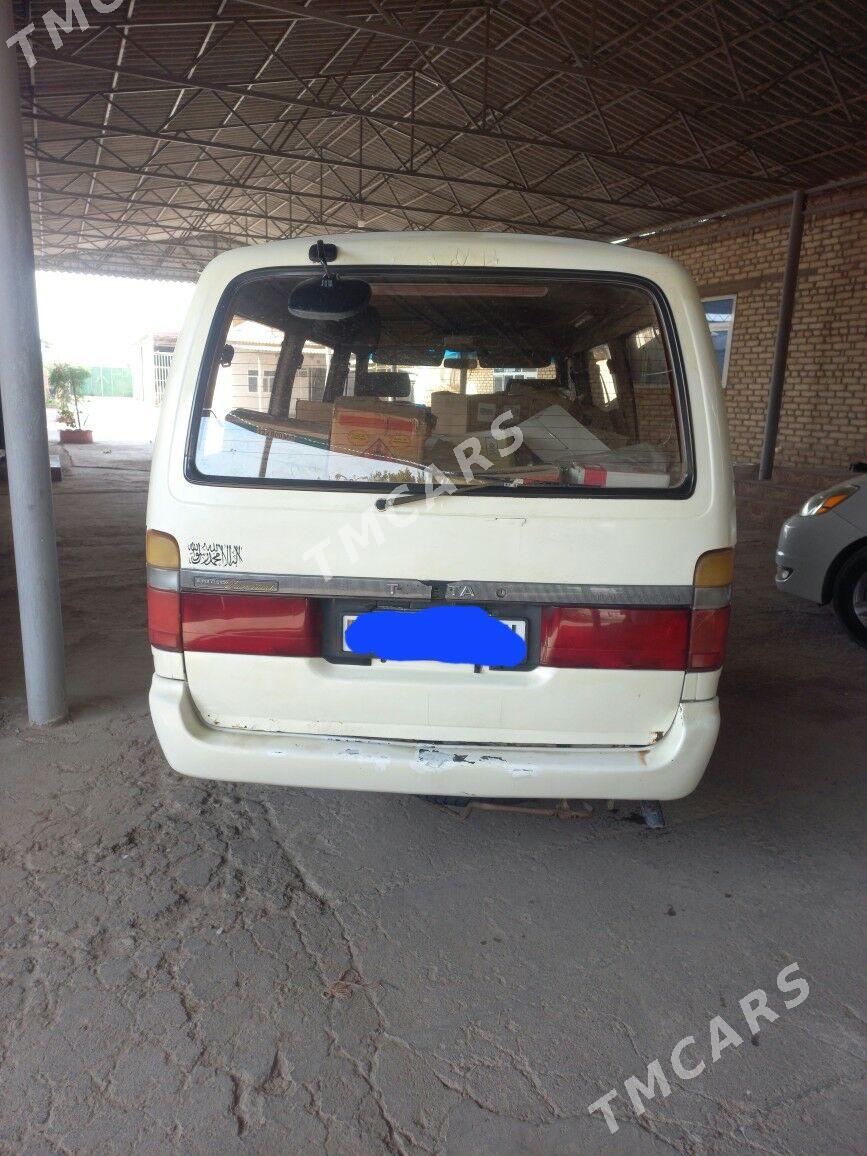 Toyota Hiace 1993 - 57 000 TMT - Теджен - img 2