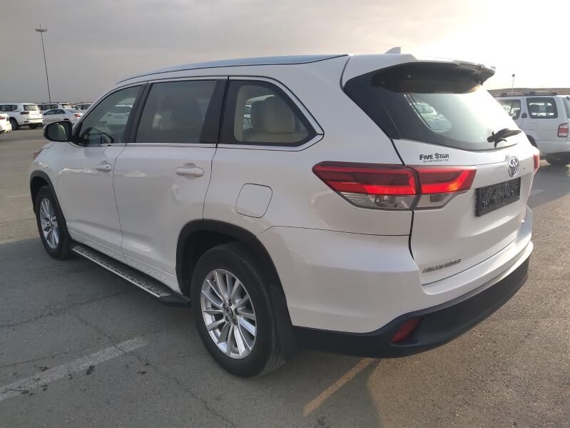 Toyota Highlander 2018 - 455 000 TMT - Ашхабад - img 2