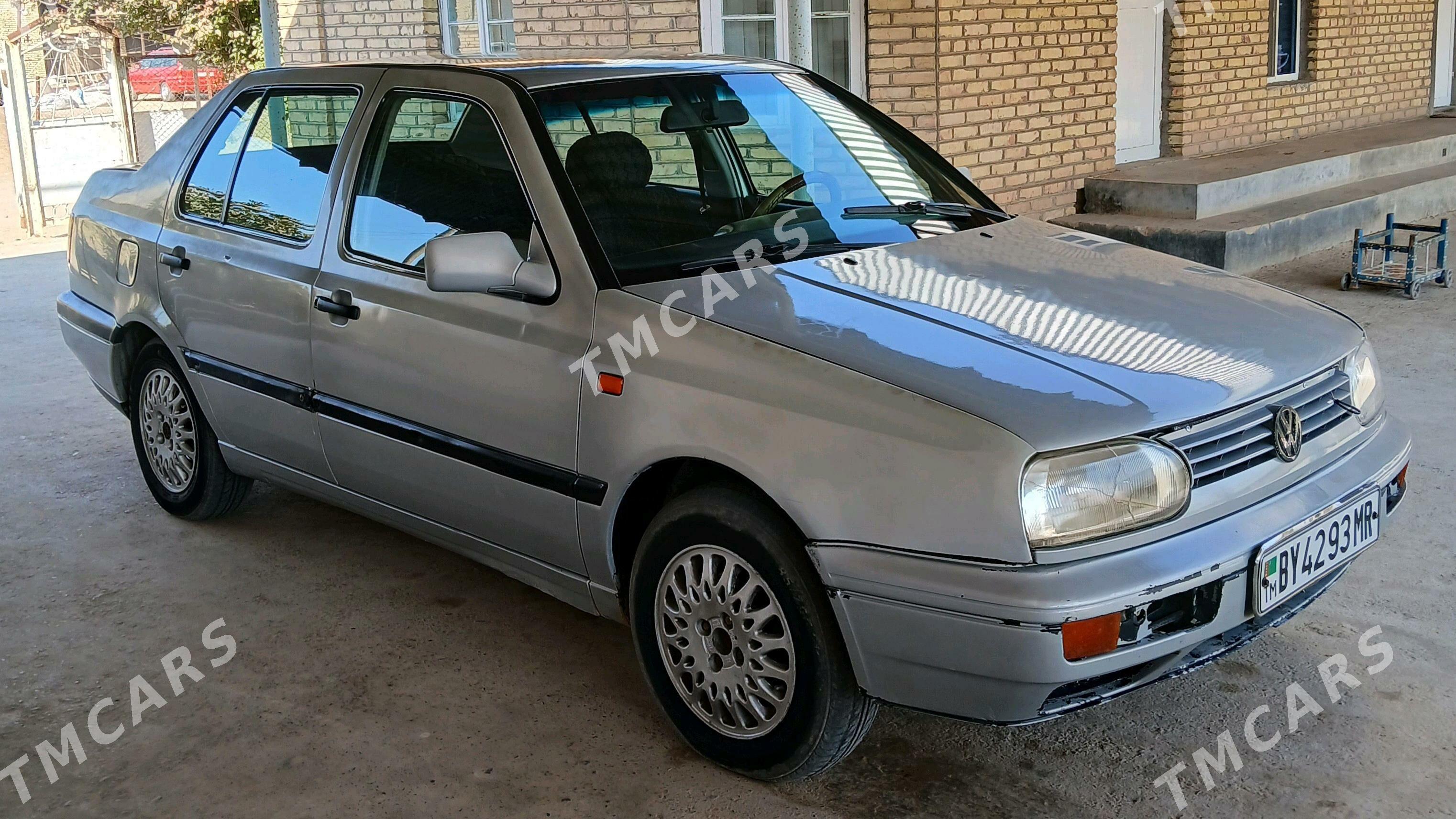 Volkswagen Jetta 1992 - 30 000 TMT - Sakarçäge - img 3