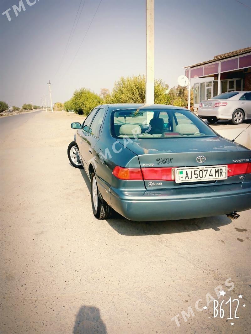 Toyota Camry 2001 - 147 000 TMT - Байрамали - img 7