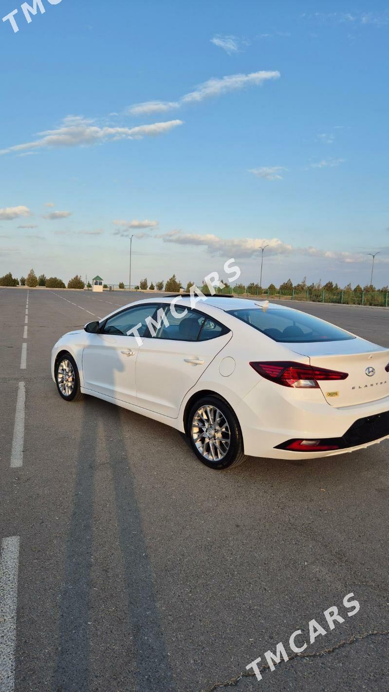 Hyundai Elantra 2019 - 235 000 TMT - Aşgabat - img 3