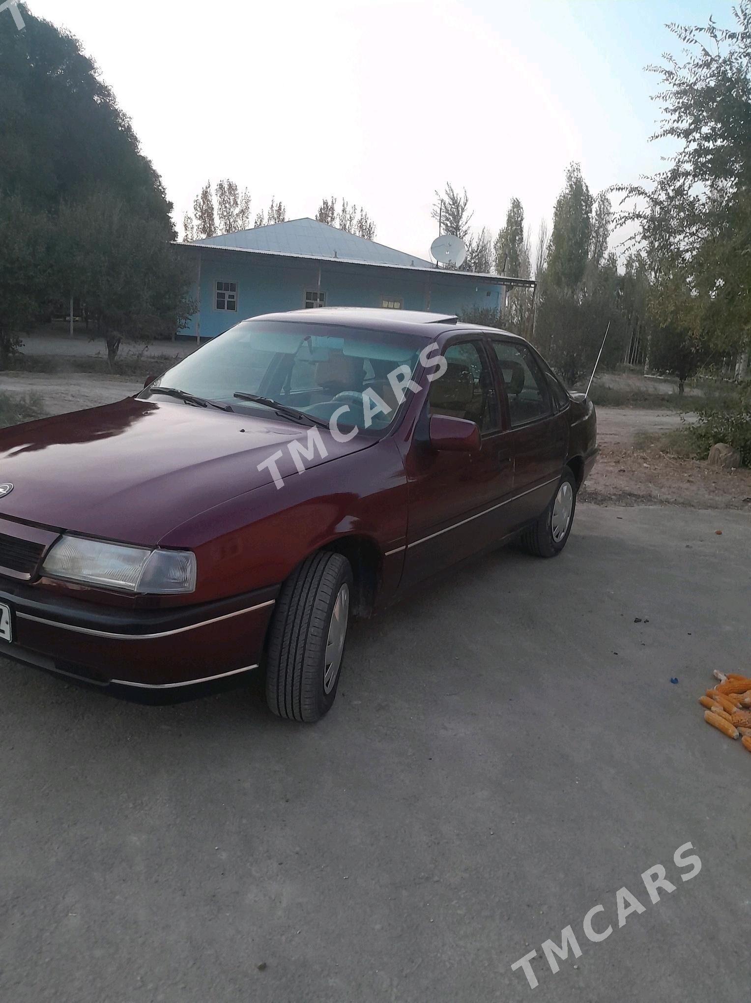 Opel Vectra 1992 - 37 000 TMT - Boldumsaz - img 3