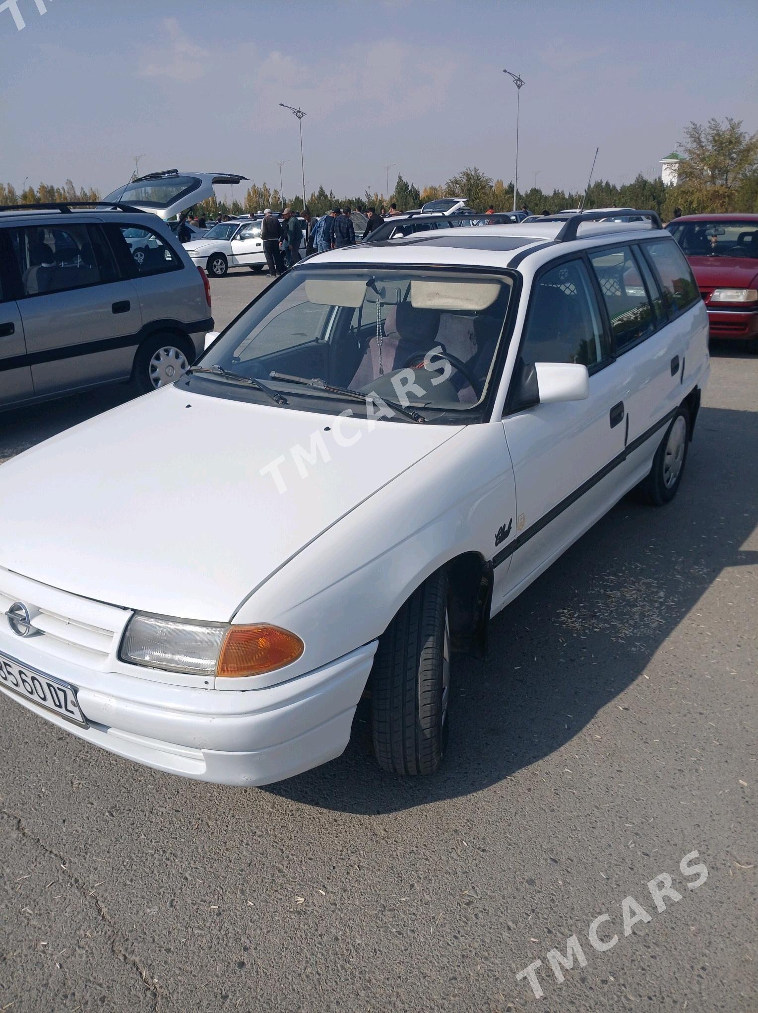 Opel Astra 1993 - 40 000 TMT - Дашогуз - img 3