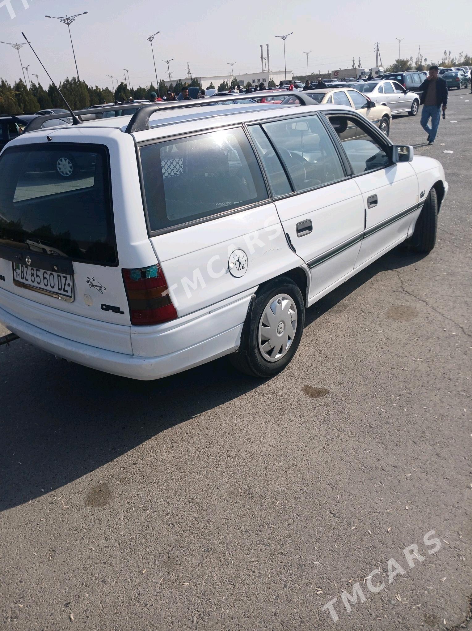 Opel Astra 1993 - 40 000 TMT - Дашогуз - img 4