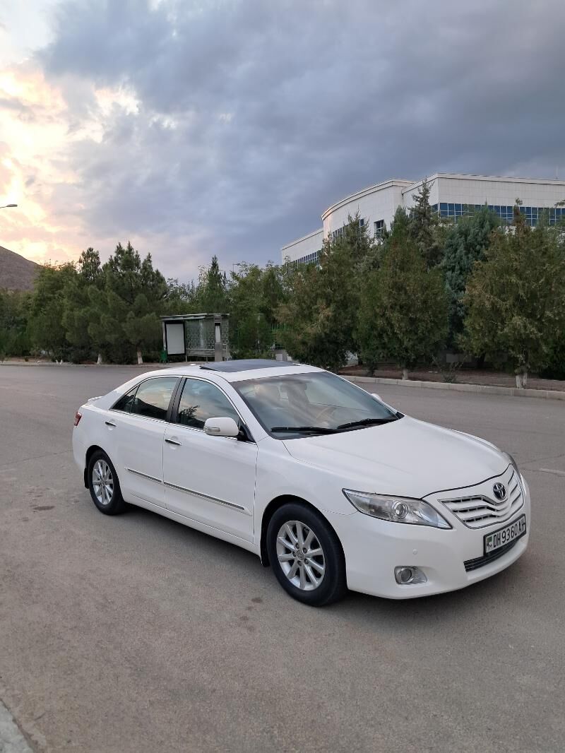 Toyota Camry 2010 - 185 000 TMT - Бахарден - img 4